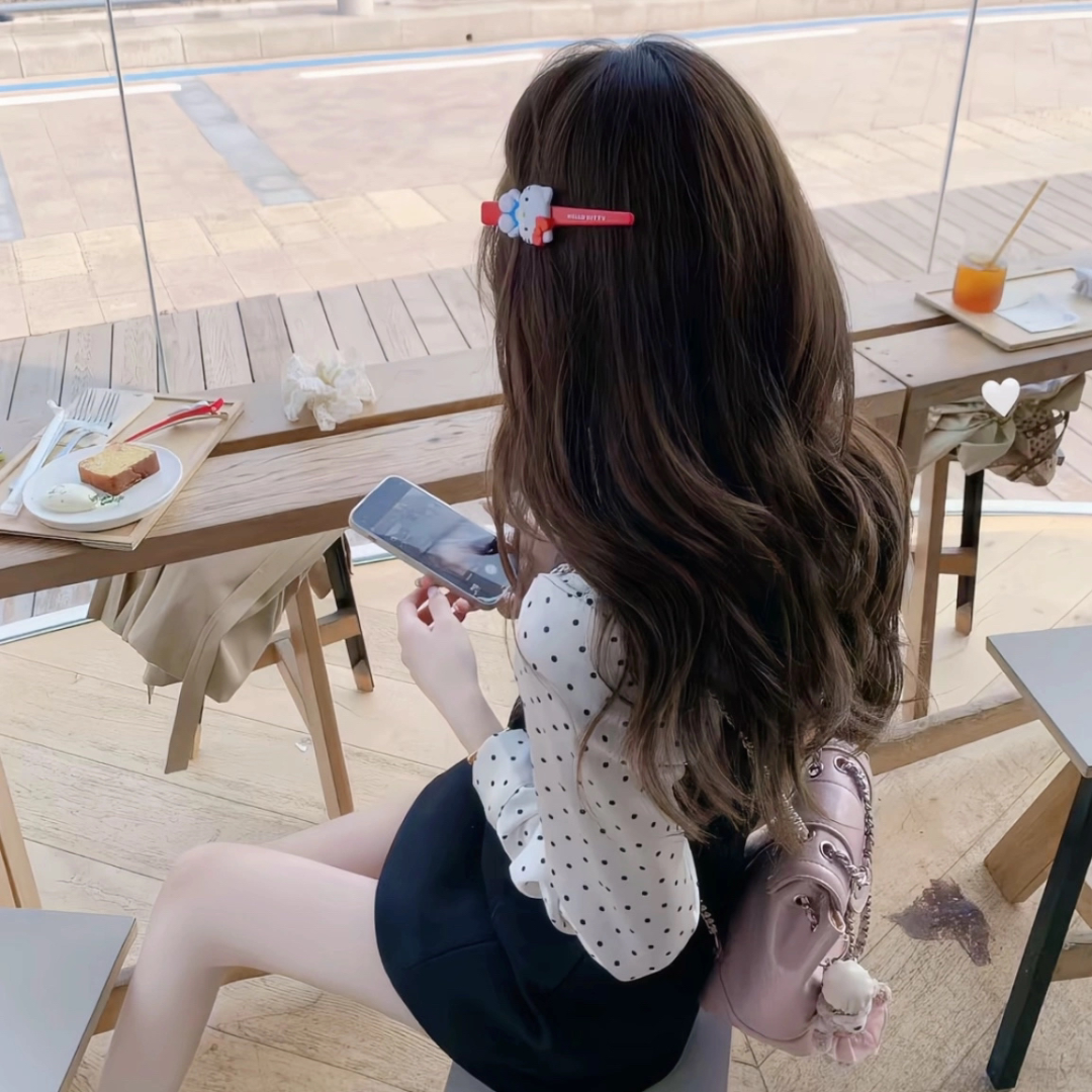 甜妹背影不露脸女生头像