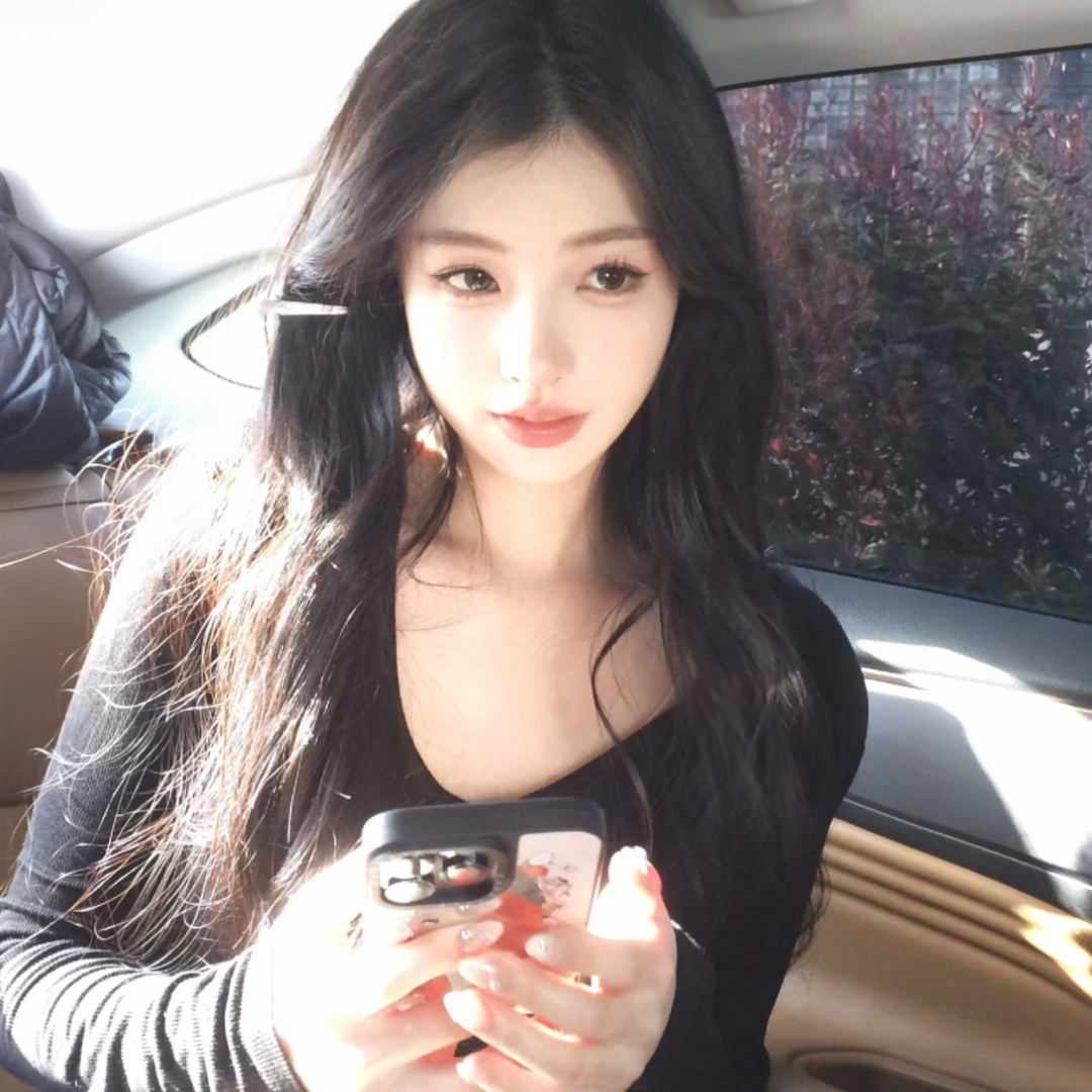 车内小众女生头像