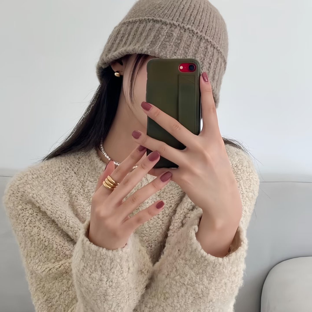 自拍手机小众女生头像