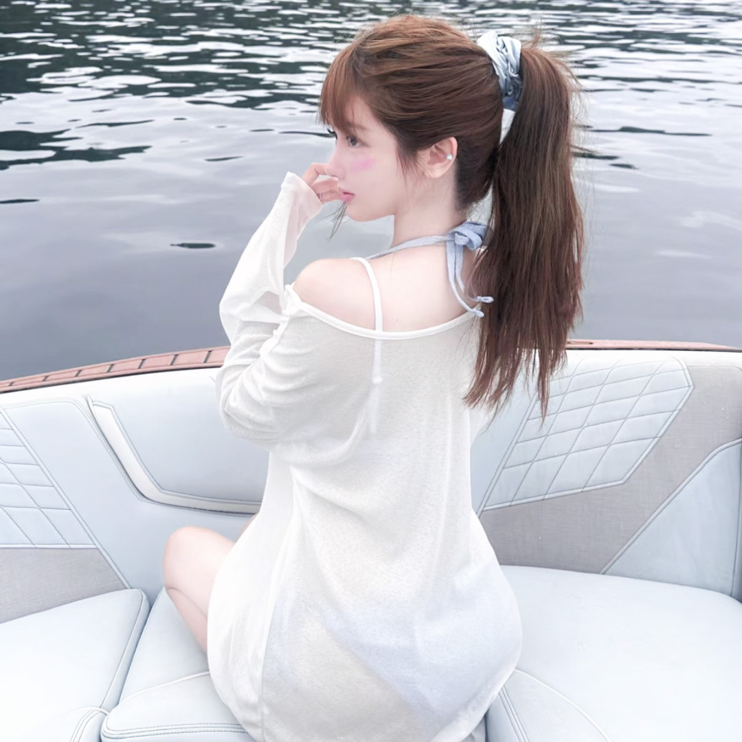 纯欲侧脸女生头像
