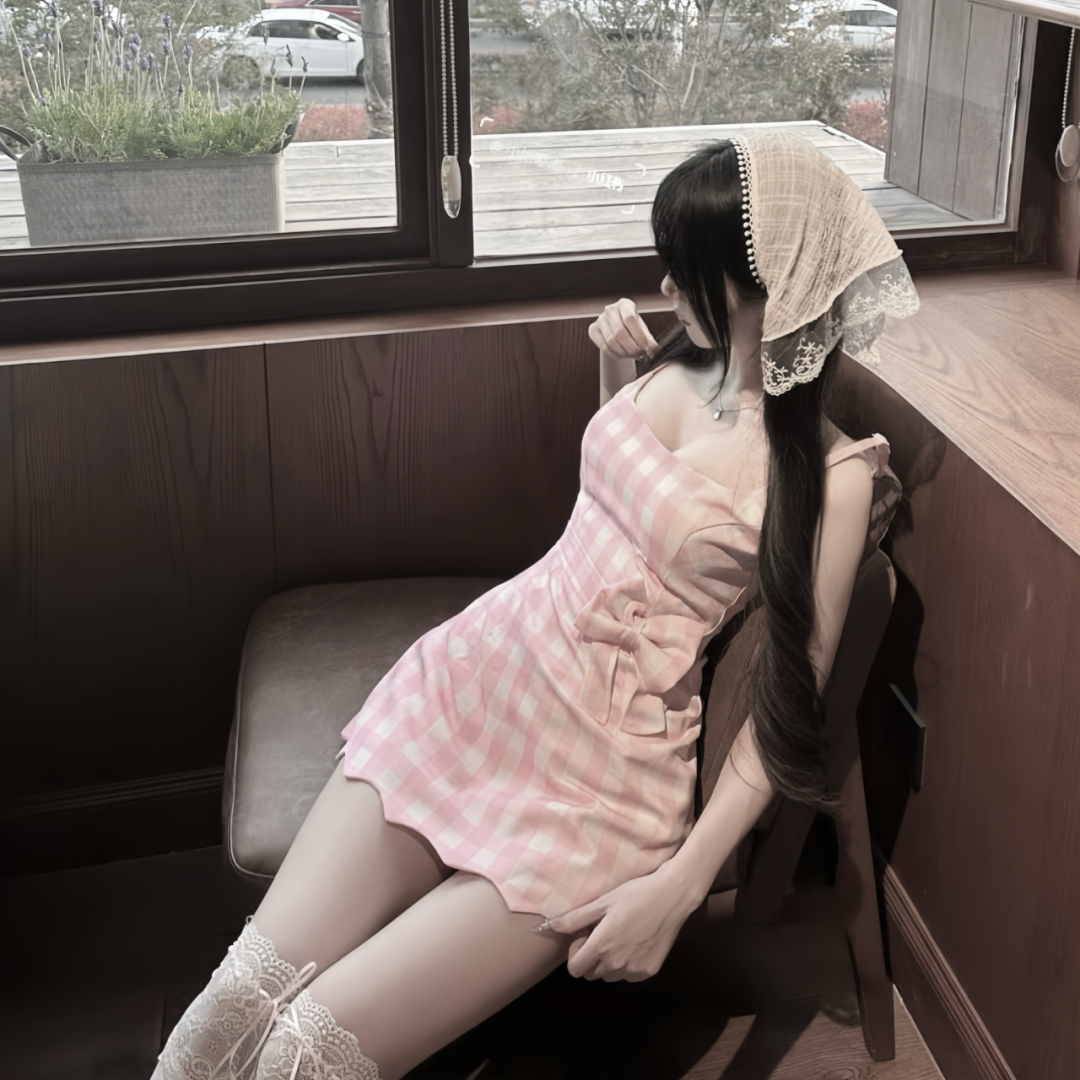 温柔侧脸女生头像