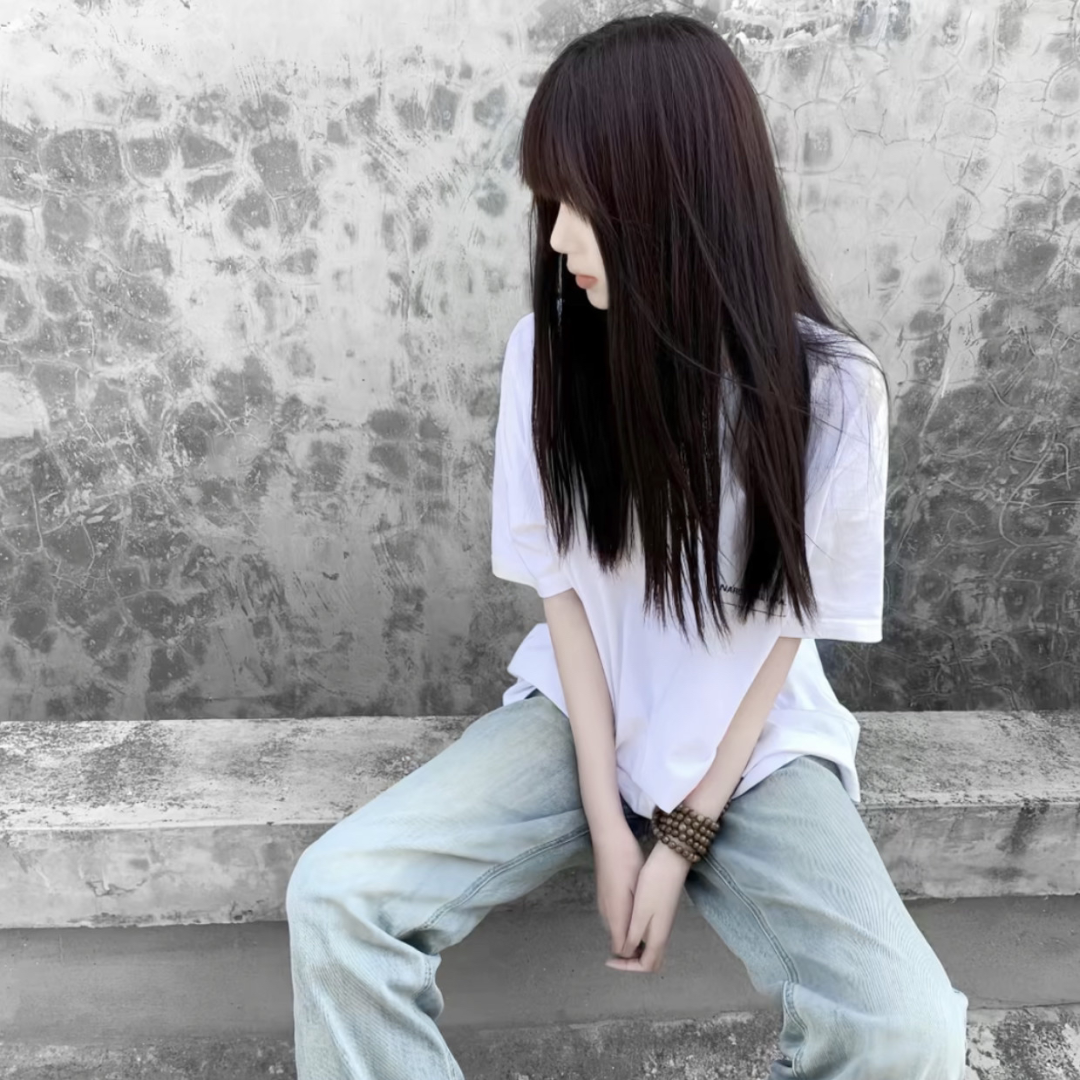 小众侧脸女生头像