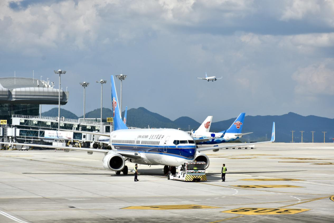 六城联动！贵州“支支串飞”“小车小团”秋冬旅程精彩启幕