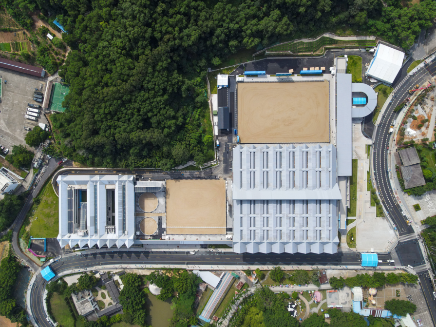 俯拍光明国际马术中心