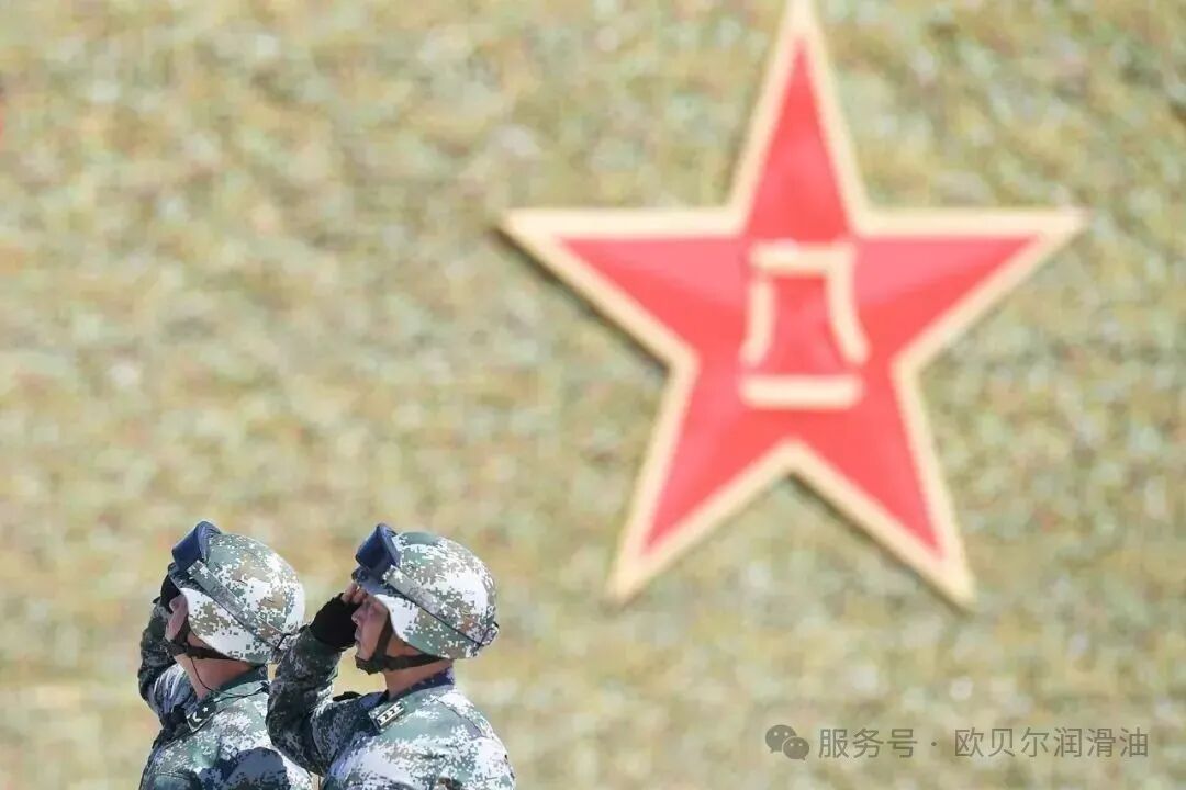 八一建军节致敬中国军人！！！